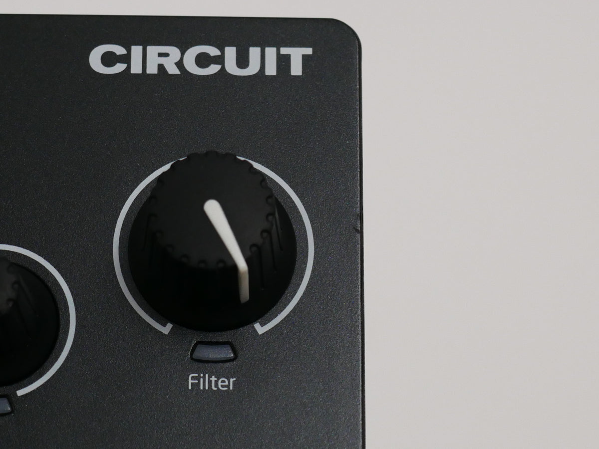 Novation CIRCUIT (中古)