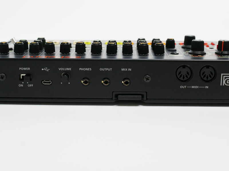 Roland TR-08 (中古)