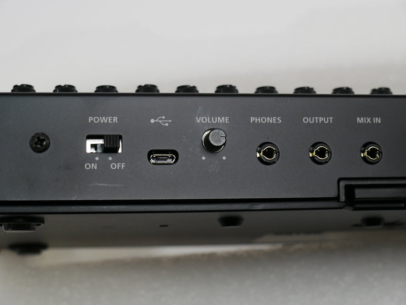 Roland TR-08 (中古)