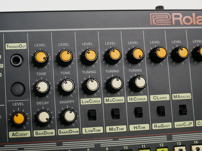 Roland TR-08 (中古)