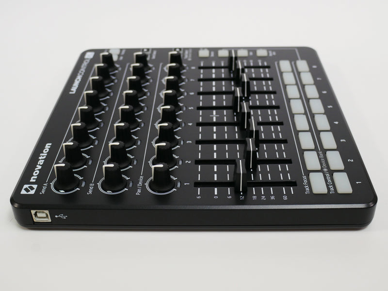 Novation Launch Control XL MK2 + Decksaver (中古)