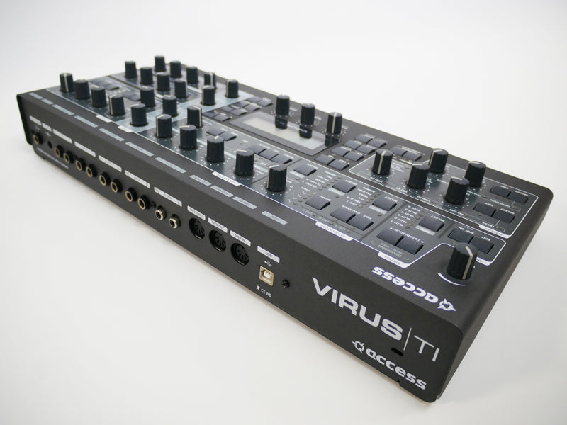 ACCESS Virus TI2 Desktop (中古)