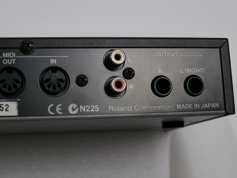 Roland XV-2020 (中古)