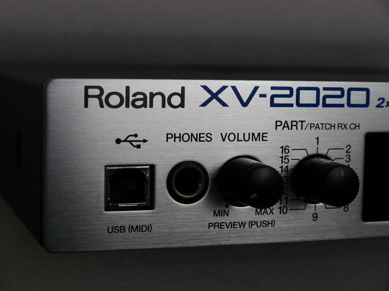 Roland XV-2020 (中古)