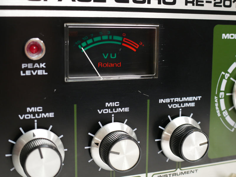 Roland RE-201 SPACE ECHO (中古)