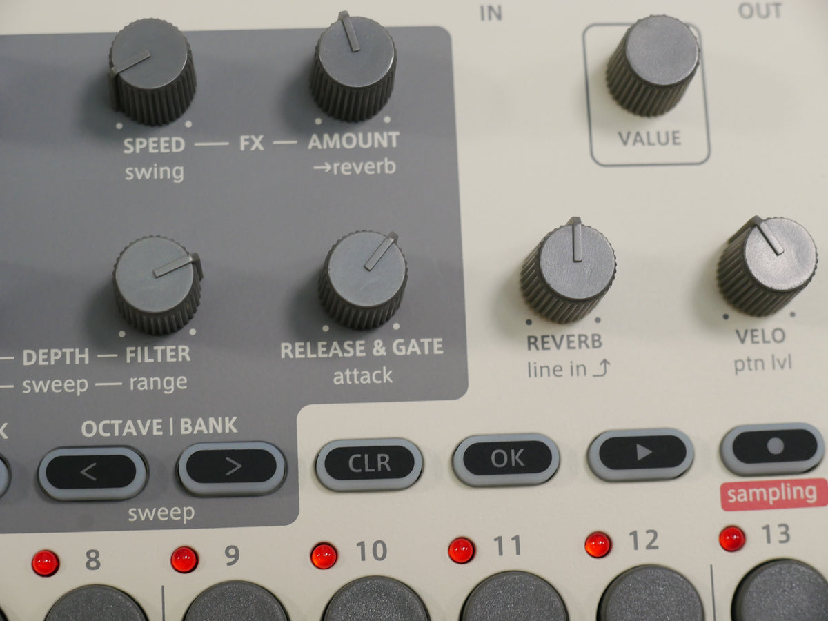 SONICWARE | LIVEN Lofi-12【純正ACアダプター及び付属品付き箱有り美品】 SONICWARE LIVEN Lofi-12 + AC Adapter (中古)