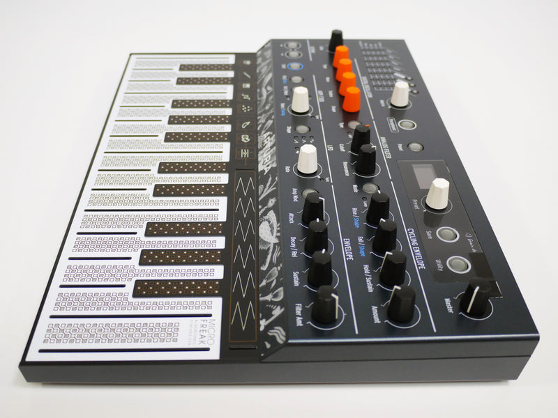 Arturia MicroFreak (中古)
