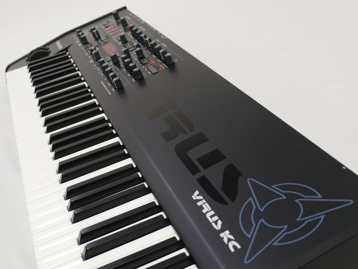 access VIRUS KC (中古)