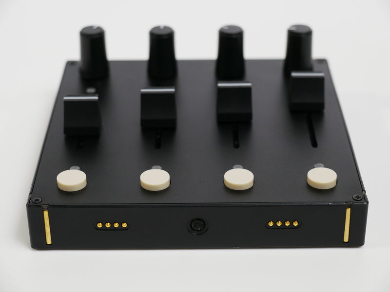 Intech Studio Grid PBF4 (中古2)