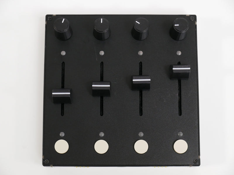 Intech Studio Grid PBF4 (中古2)