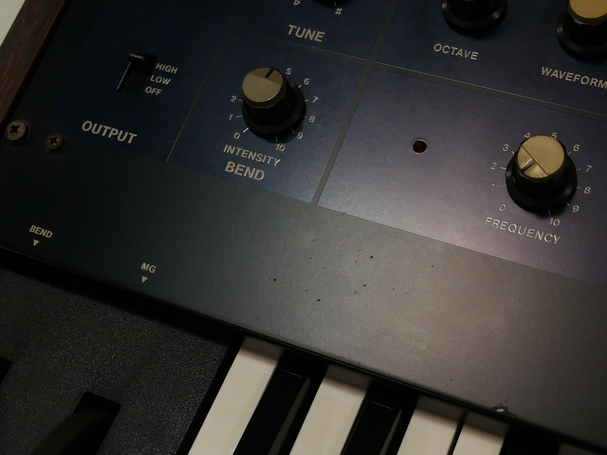 KORG Polysix (中古)