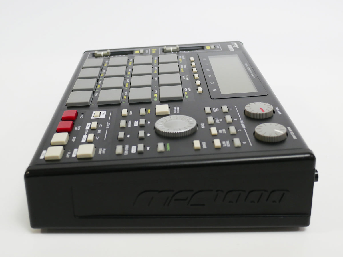 DJ機材 MPC1000BK-N AKAI MPC1000 BK-N (中古)
