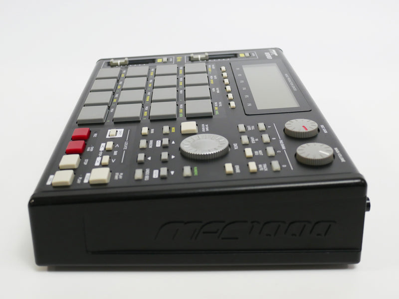 AKAI MPC1000 BK-N (中古)