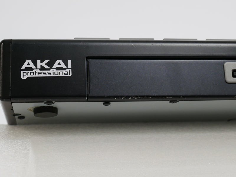 AKAI MPC1000 BK-N (中古)