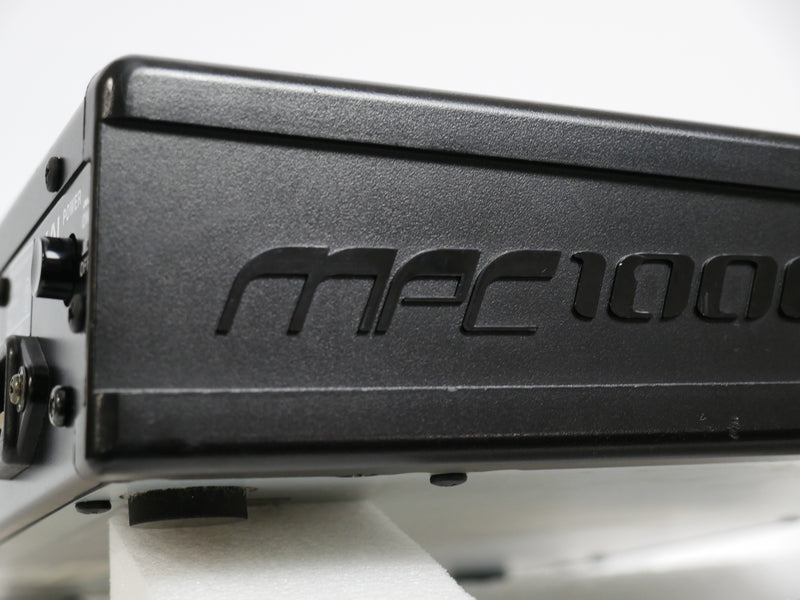 AKAI MPC1000 BK-N (中古)