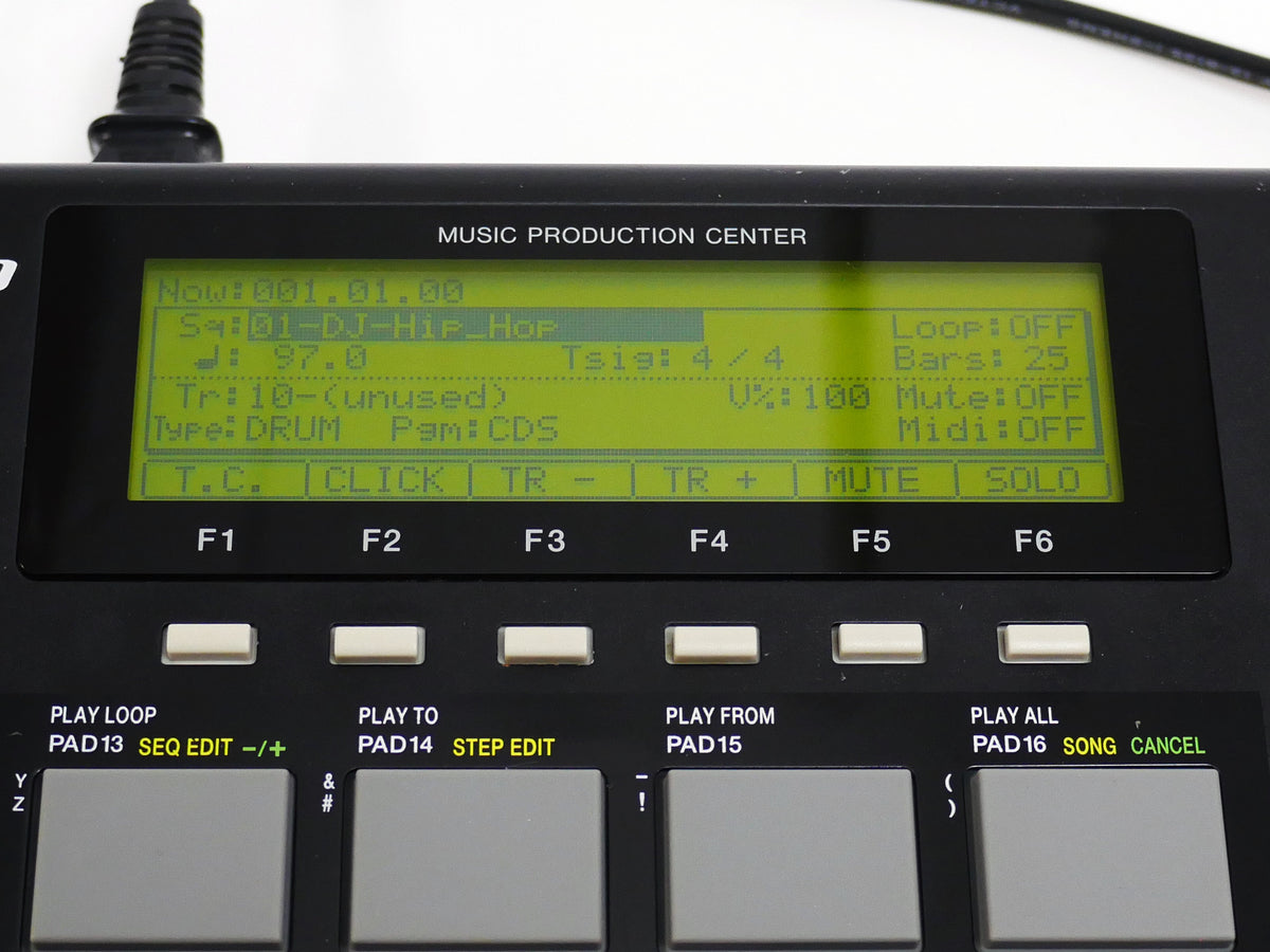 AKAI MPC1000 BK-N (中古)
