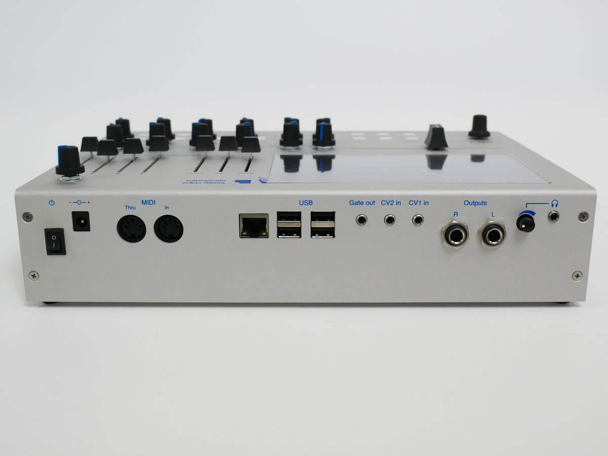 Tasty Chips Electronics【GR-1】グラニュラーシンセ良好 Tasty Chips Electronics GR-1 (中古)