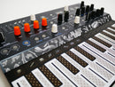 Arturia MicroFreak + Microphone (中古)