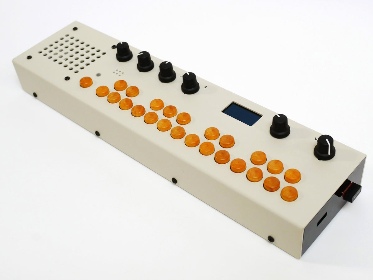 Critter & Guitari Organelle M + Case (中古)