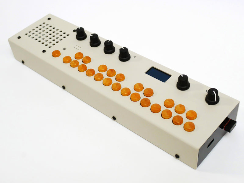 Critter ＆ Guitari Organelle M ＋Case Critter & Guitari Organelle M + Case (中古)