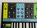 moog GRANDMOTHER (中古)3