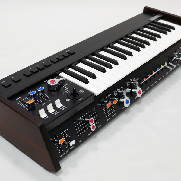 KORG miniKORG 700Sm (未使用中古品)