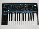 novation Bass Station II (中古)2
