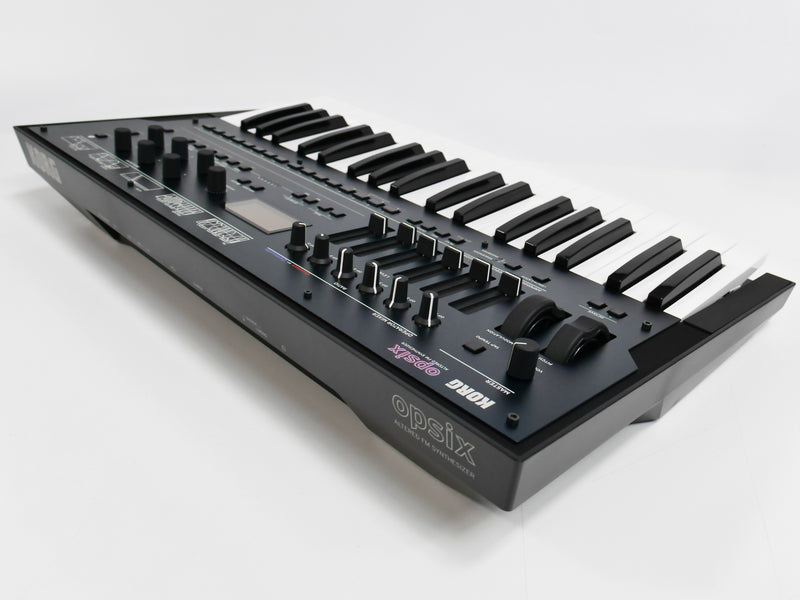 KORG opsix (中古)