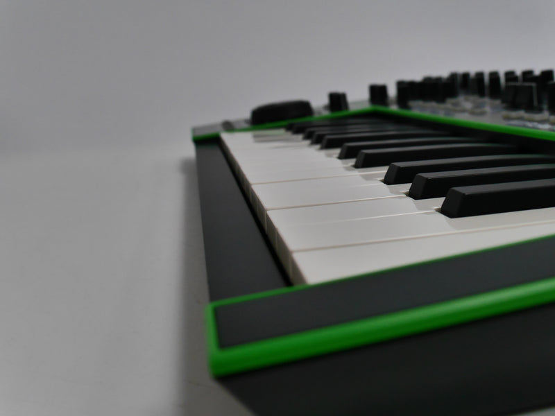 Roland SYSTEM-1 (中古)