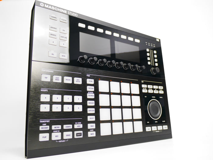 Native Instruments MASCHINE STUDIO (中古)