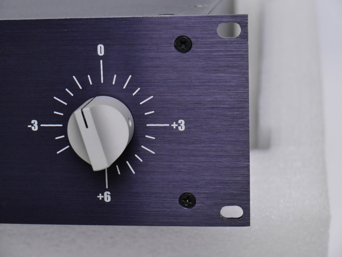 Dangerous Music 2-BUS (中古)