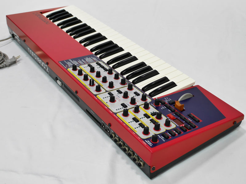 Nord Nord Lead 2 + Softcase (中古)1